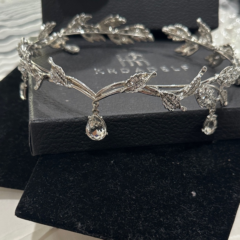 Silver Leaf Crystal Headband